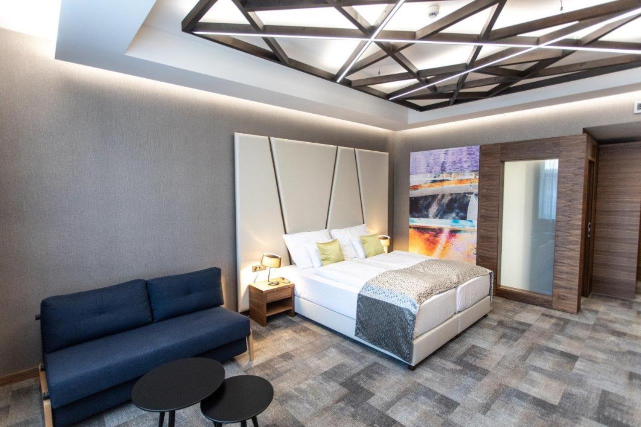 Artis Boutique Hotel Szombathely Ngoại thất bức ảnh