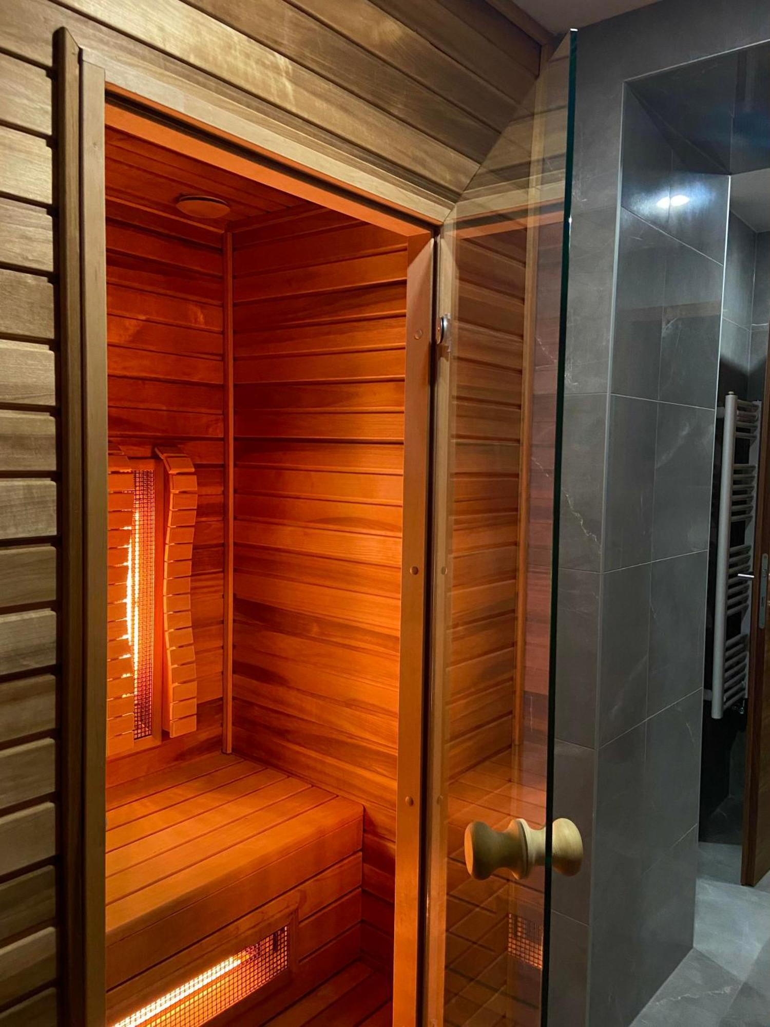 Artis Boutique Hotel Szombathely Ngoại thất bức ảnh