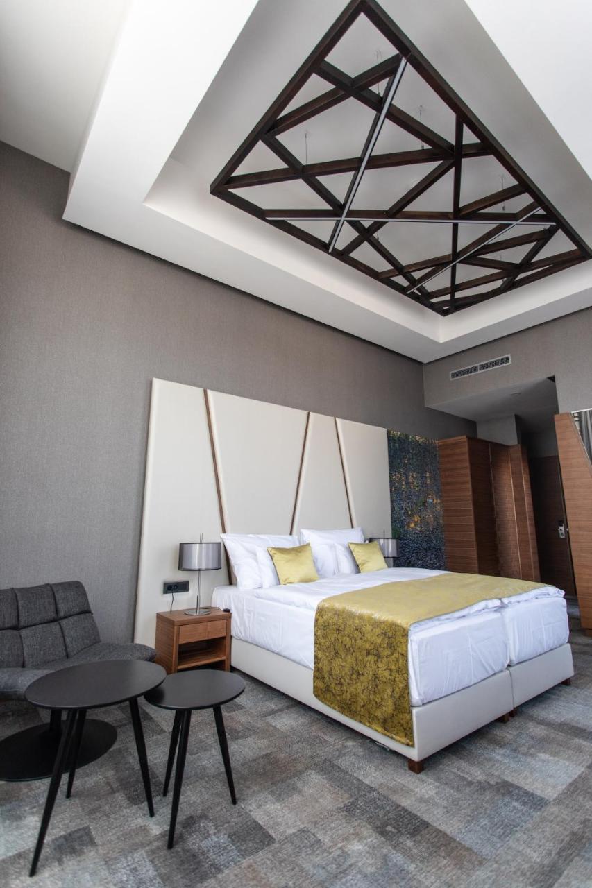 Artis Boutique Hotel Szombathely Ngoại thất bức ảnh