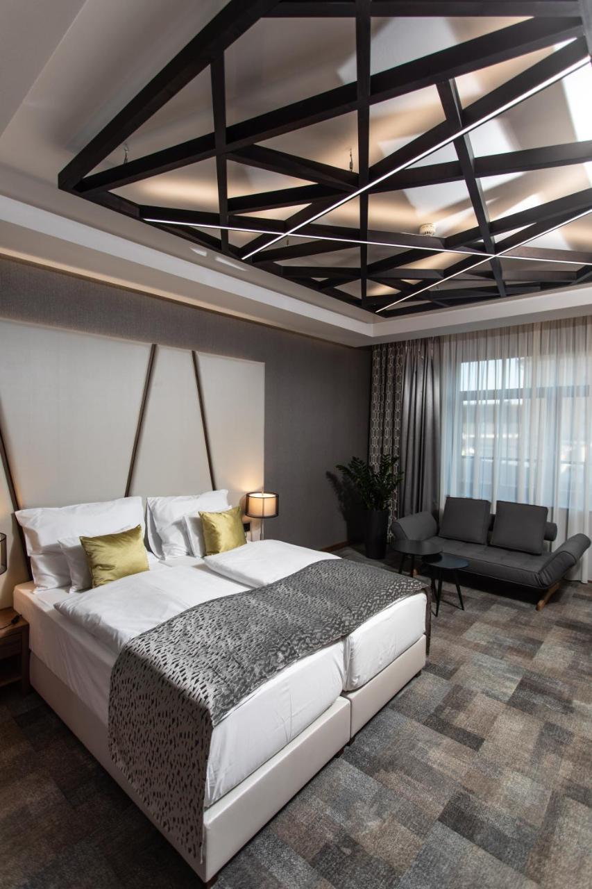 Artis Boutique Hotel Szombathely Ngoại thất bức ảnh