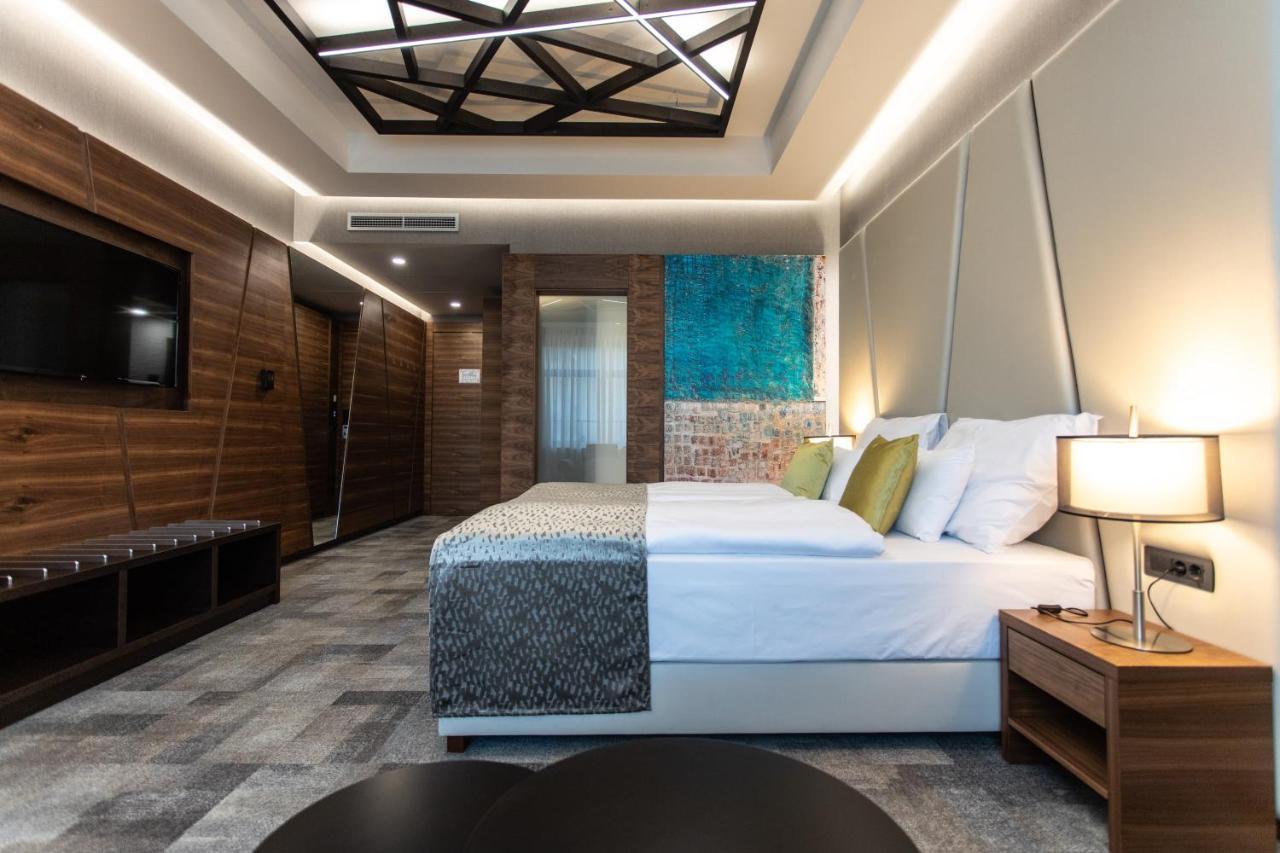 Artis Boutique Hotel Szombathely Ngoại thất bức ảnh