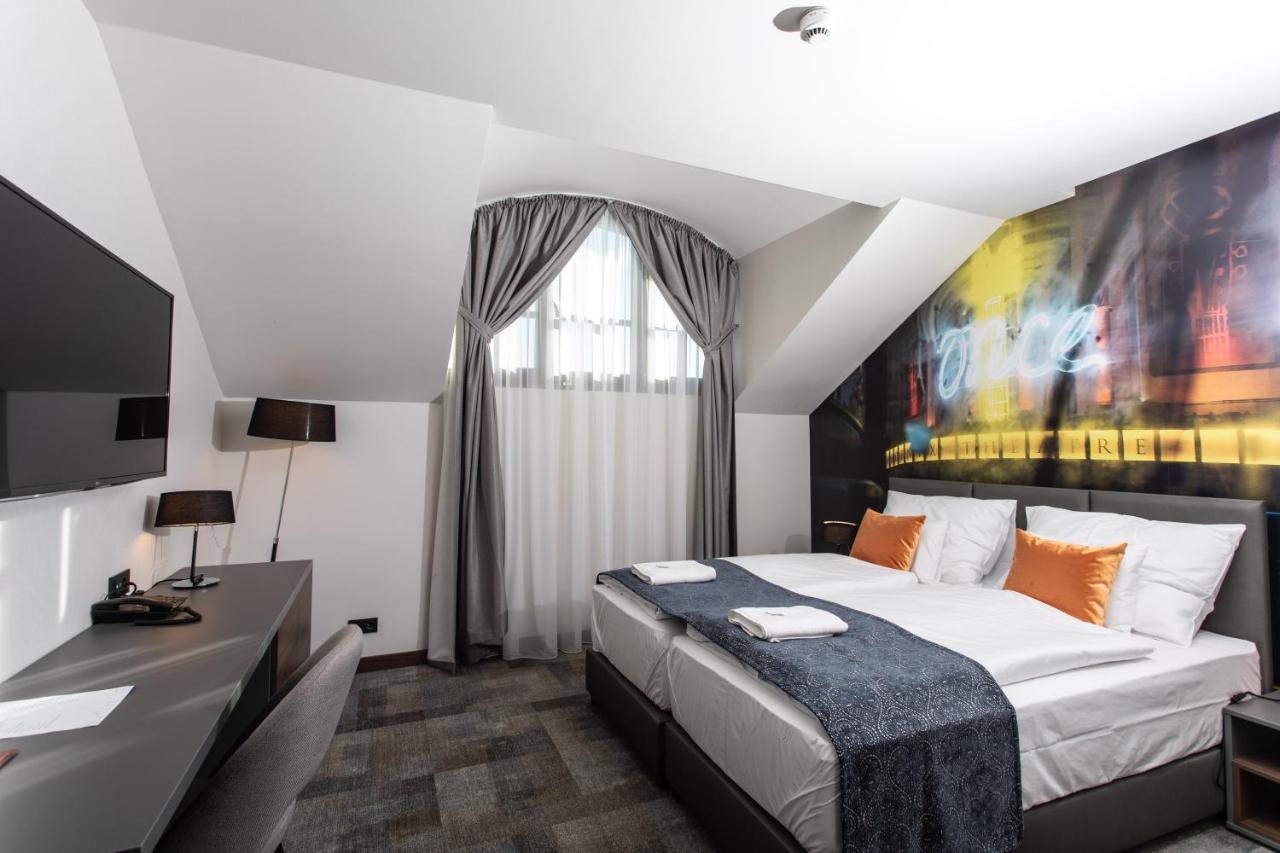 Artis Boutique Hotel Szombathely Ngoại thất bức ảnh