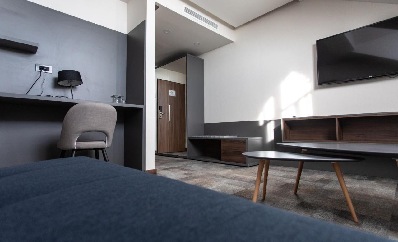 Artis Boutique Hotel Szombathely Ngoại thất bức ảnh