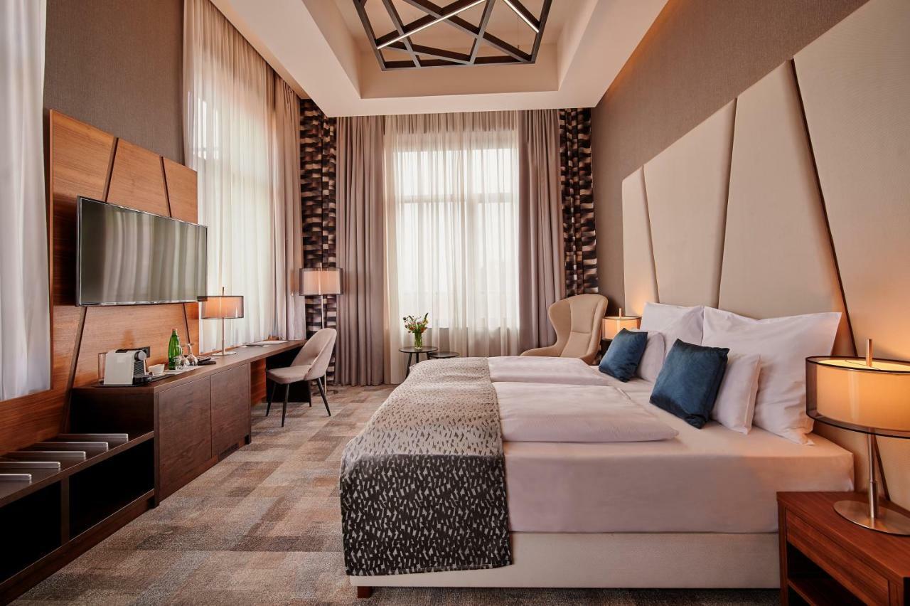 Artis Boutique Hotel Szombathely Ngoại thất bức ảnh