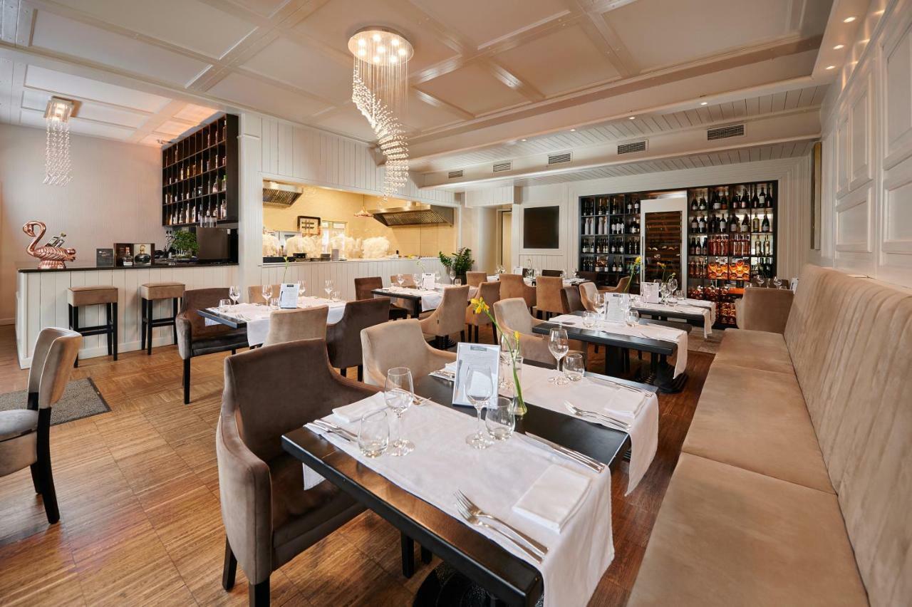 Artis Boutique Hotel Szombathely Ngoại thất bức ảnh