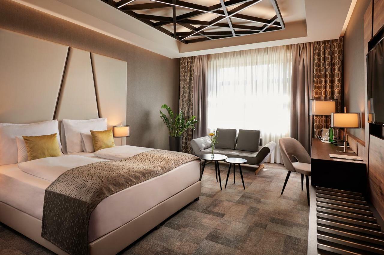 Artis Boutique Hotel Szombathely Ngoại thất bức ảnh