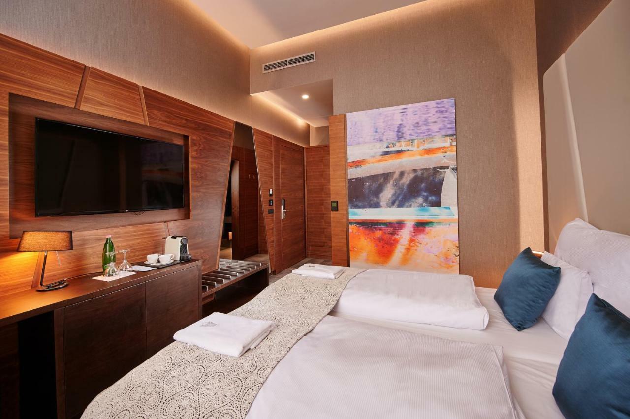 Artis Boutique Hotel Szombathely Ngoại thất bức ảnh